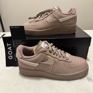 NIKE Women’s Air Force 1 LXX Malt Size US 8